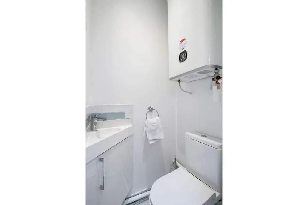 1 Bedroom#haussmann#amazing View#effeiltower#ac Apartment